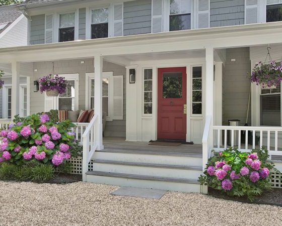 white fences inn b&B bed and breakfast the hamptons stay vacation long island water mill