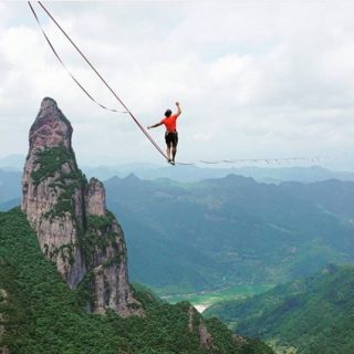 slackline highlining heels women ambition Mia Noblet