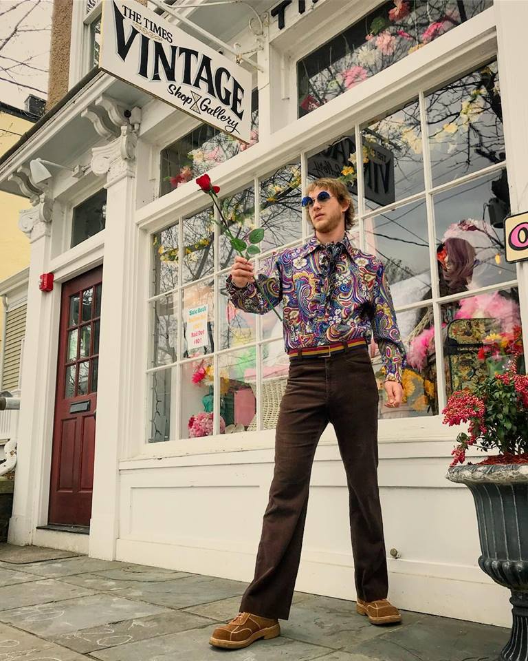 vintage store greenport new york antiques clothing furniture vinyls