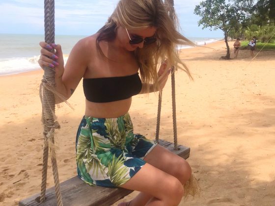 girl vacation smile blonde woman